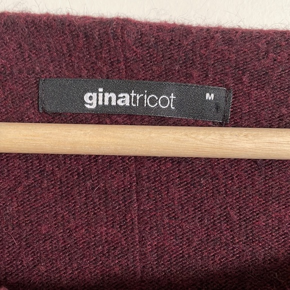 Gina Tricot Sweater - Picture 2 of 3
